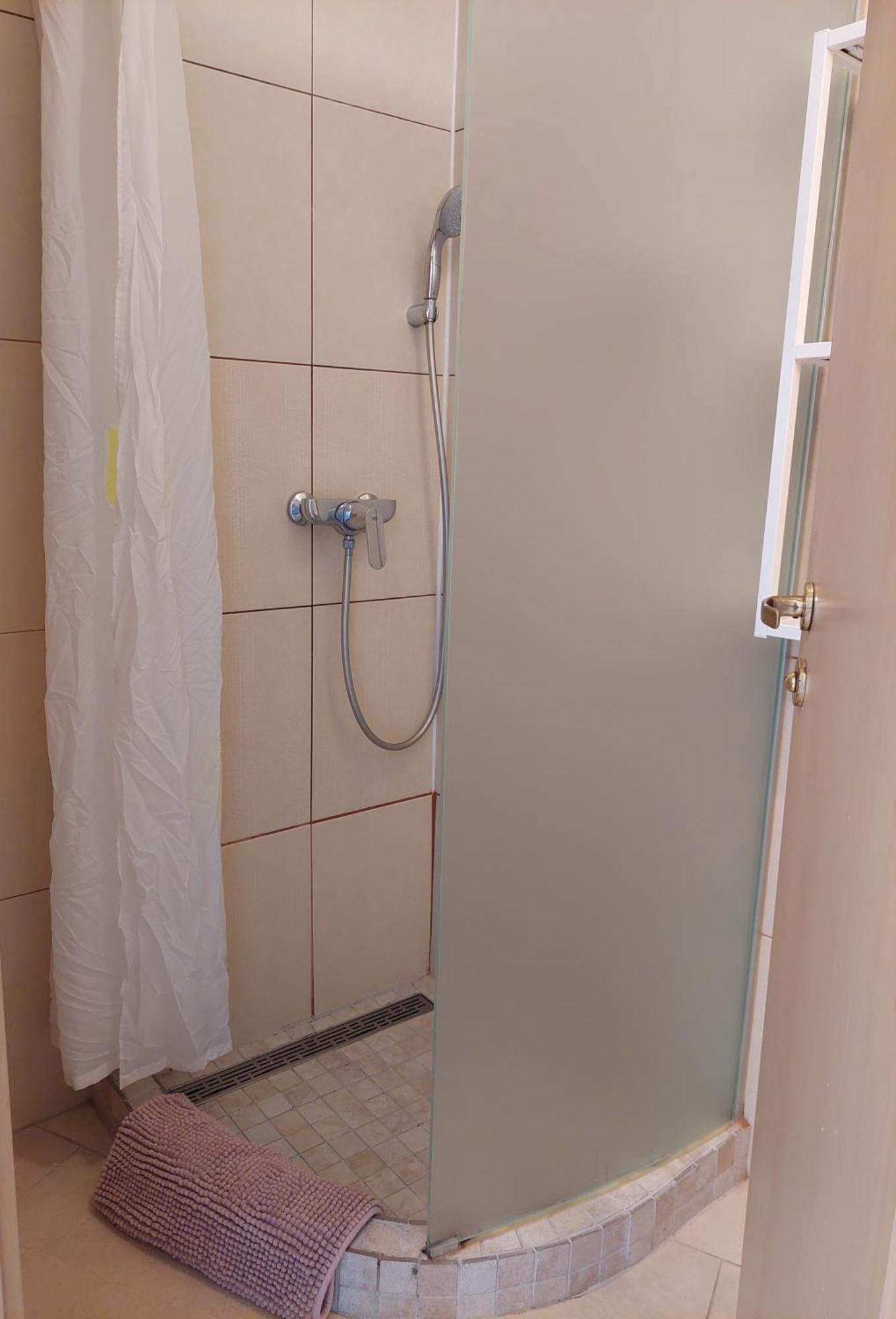 Rooms & Studio Apartments Sibenik Luaran gambar
